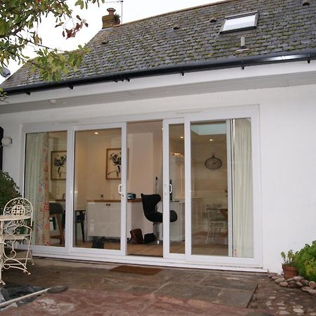 Frog Palace - Secure Parking-Outside Area-Topsham-Exeter-Beach-Chiefs-Wifi מראה חיצוני תמונה